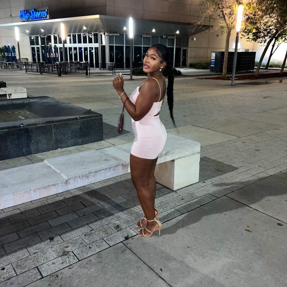 Chic Pink Cut out Bodycon Dress